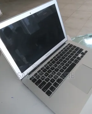 New Laptop Apple MacBook Air 2014 4GB Intel Core I5 SSD 128GB