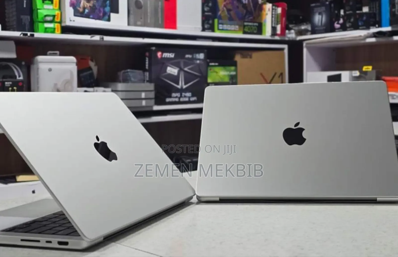 New Laptop Apple MacBook Pro 2022 M2 16GB Intel Core I7 SSD 1T