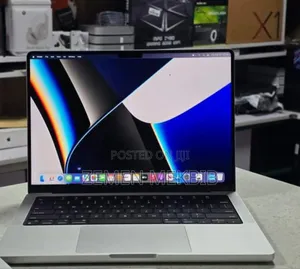 New Laptop Apple MacBook Pro 2022 M2 16GB Intel Core I7 SSD 1T