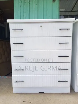 Photo - የልብስ ማስቀመጫ