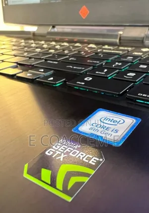 New Laptop HP 8GB Intel Core I5 SSD 1T