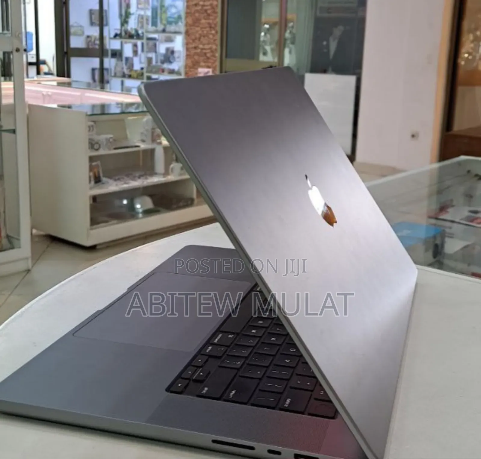 New Apple MacBook Pro 2023 M2 Pro 16-Inch 32GB Apple M2 SSD 512GB