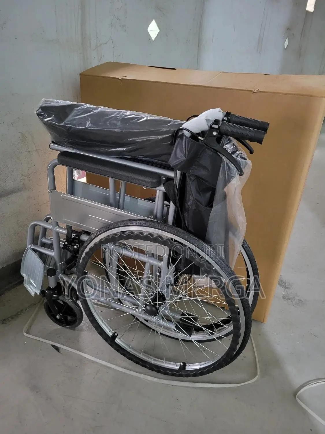 Wheelchair Self-Propelled/Portable Cave Chair U/