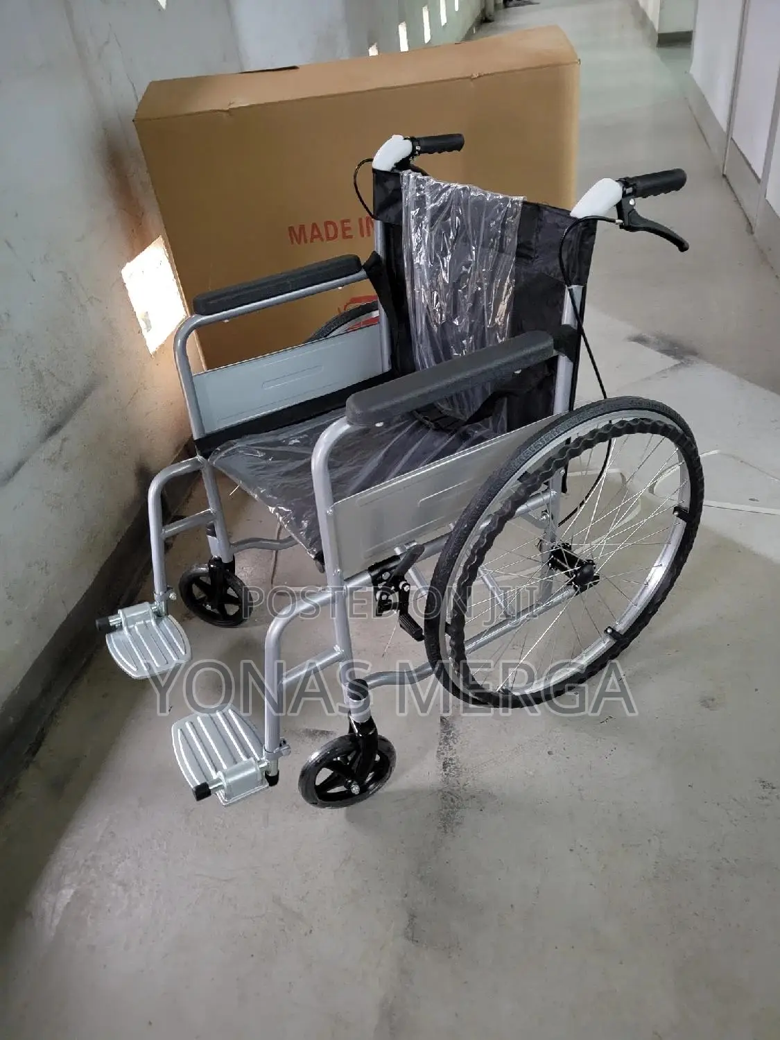 Wheelchair,Foldable Aluminum Alloy /Protection Old Man