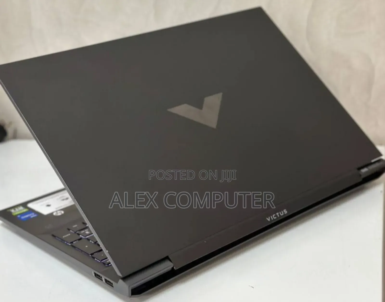 New Laptop HP Victus 16 16GB Intel Core I7 SSD 512GB
