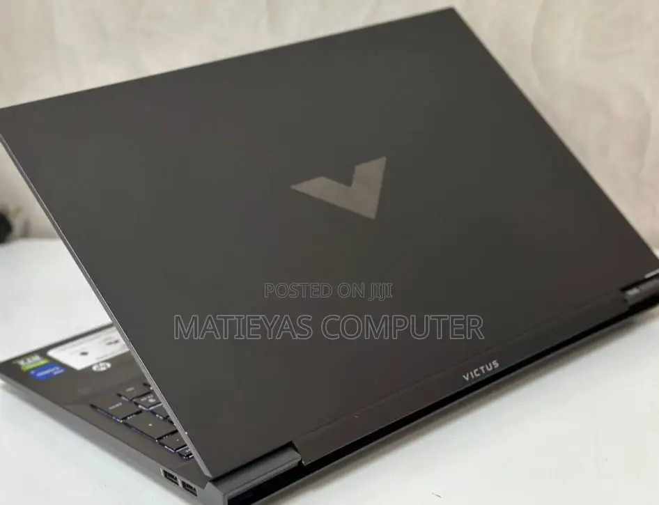 New Laptop HP Victus 16 16GB Intel Core I7 SSD 512GB