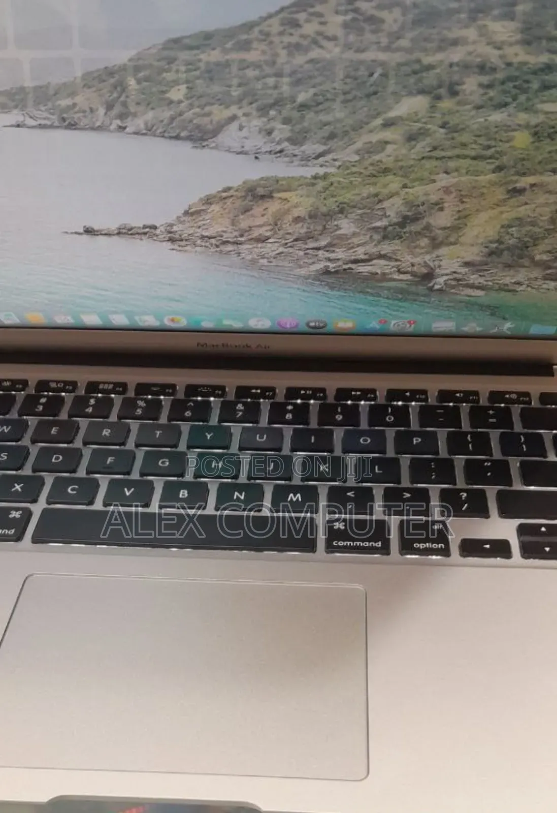 New Laptop Apple MacBook Air 2015 8GB Intel Core I5 SSD 128GB