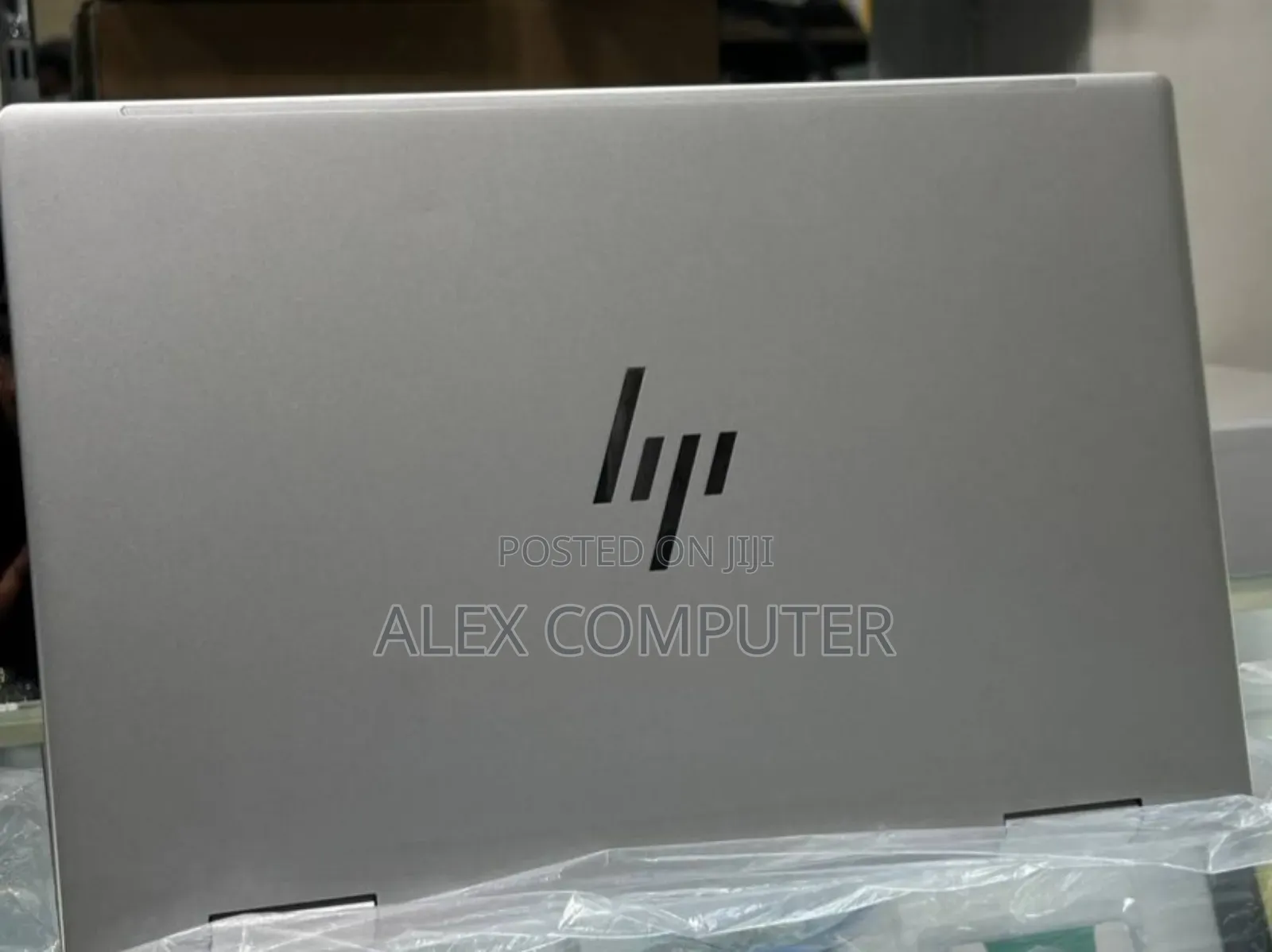 New Laptop HP Envy X360 8GB Intel Core I5 SSD 512GB