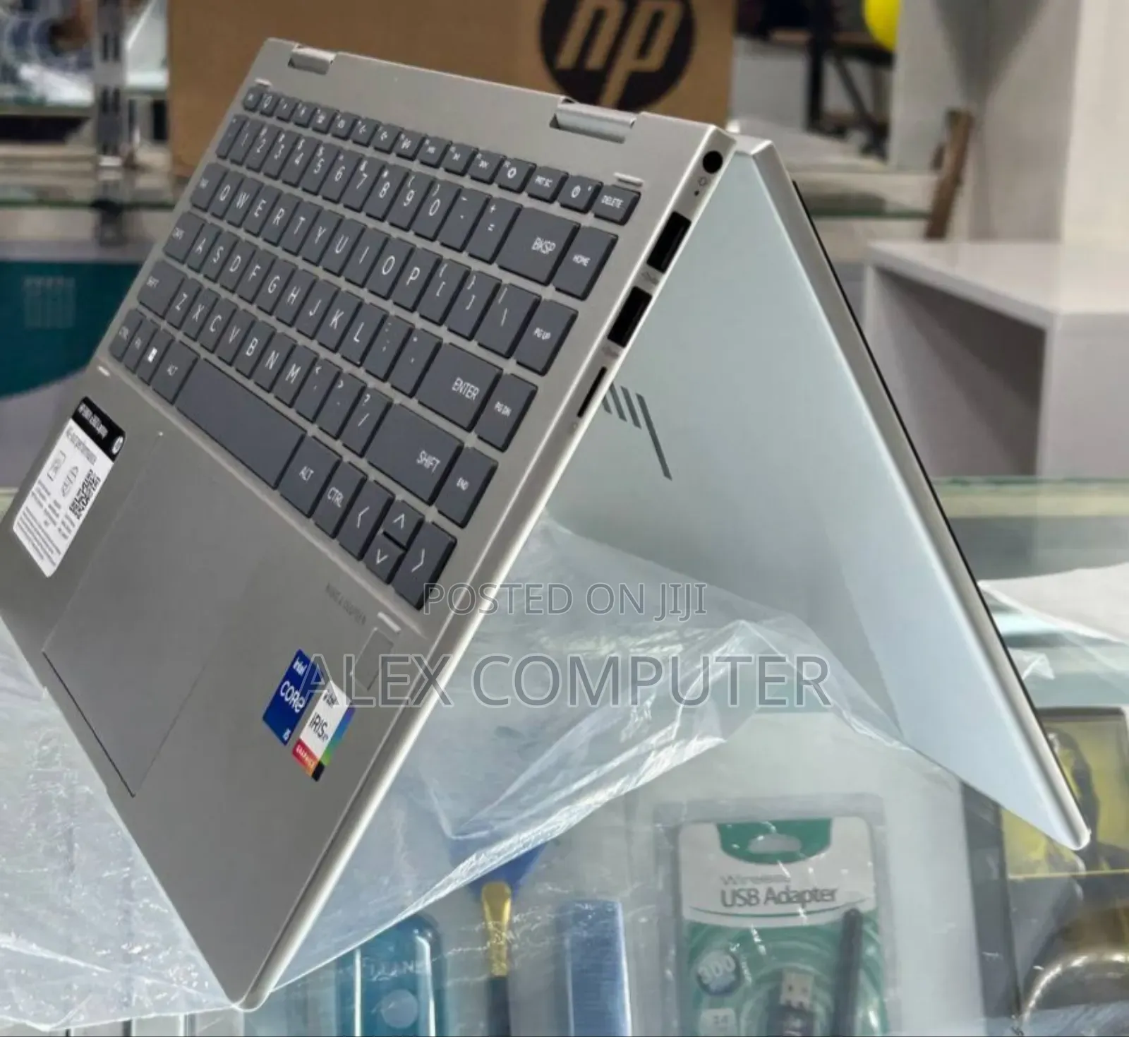 New Laptop HP Envy X360 8GB Intel Core I5 SSD 512GB