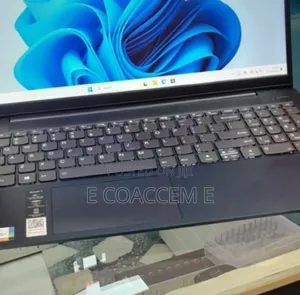 Photo - New Laptop Lenovo 12GB Intel Core I7 SSD 512GB