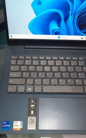 New Laptop Lenovo Flex 5 12GB Intel Core I7 SSD 512GB