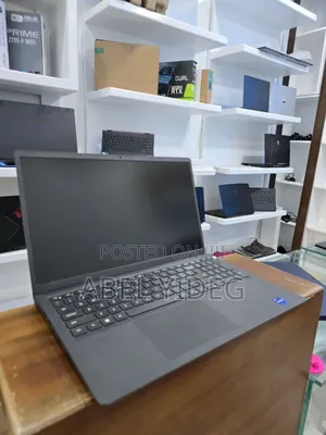 New Laptop Dell Vostro 15 3549 16GB Intel Core I7 SSD 512GB