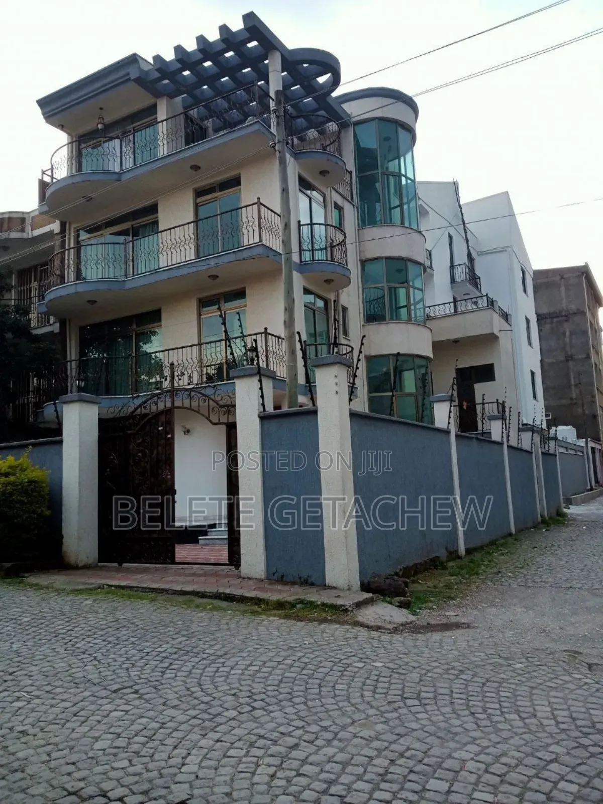8bdrm House in Figa, G+3 Luxury, Bole for sale