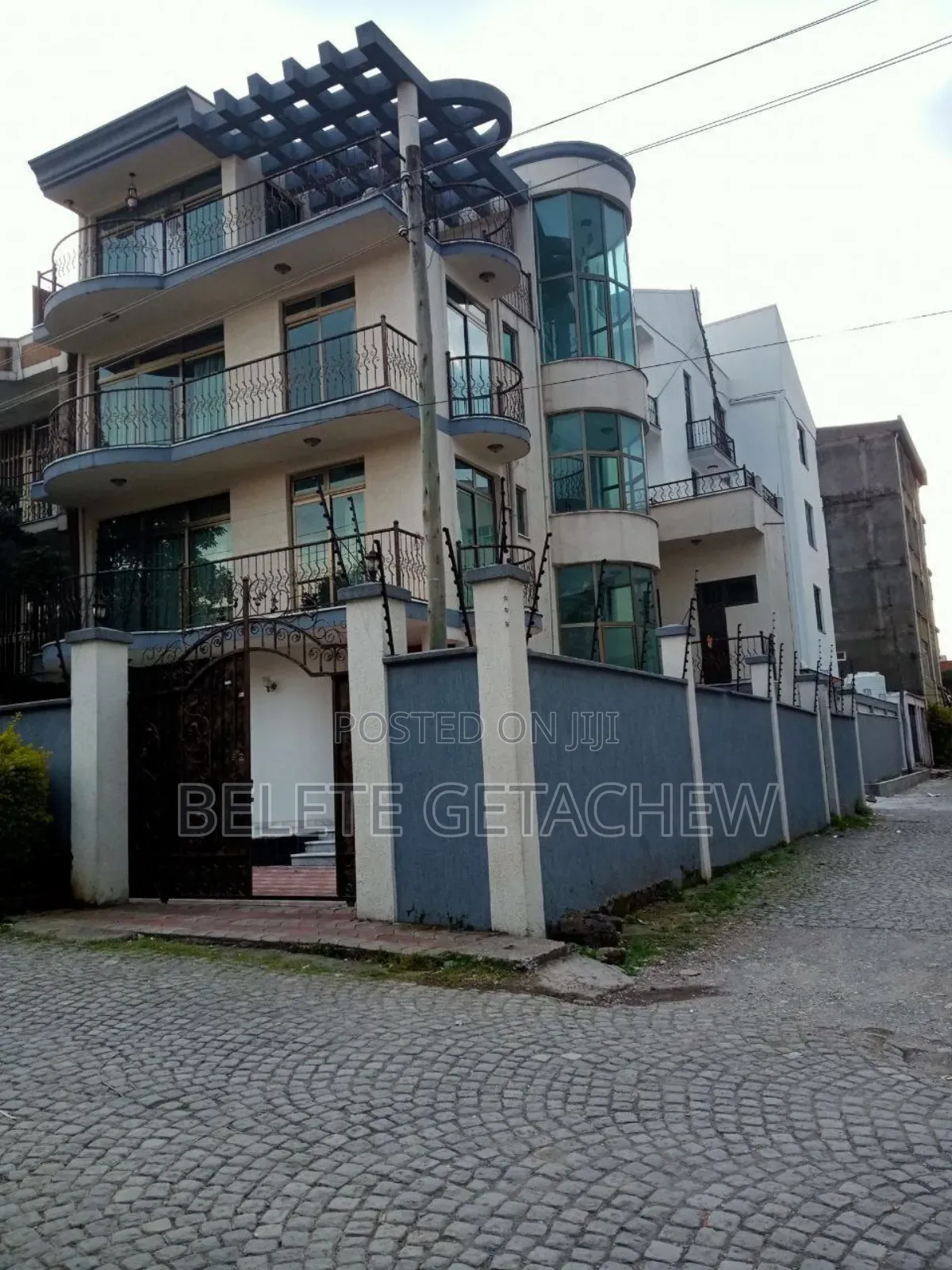 8bdrm House in Figa, G+3 Luxury, Bole for sale