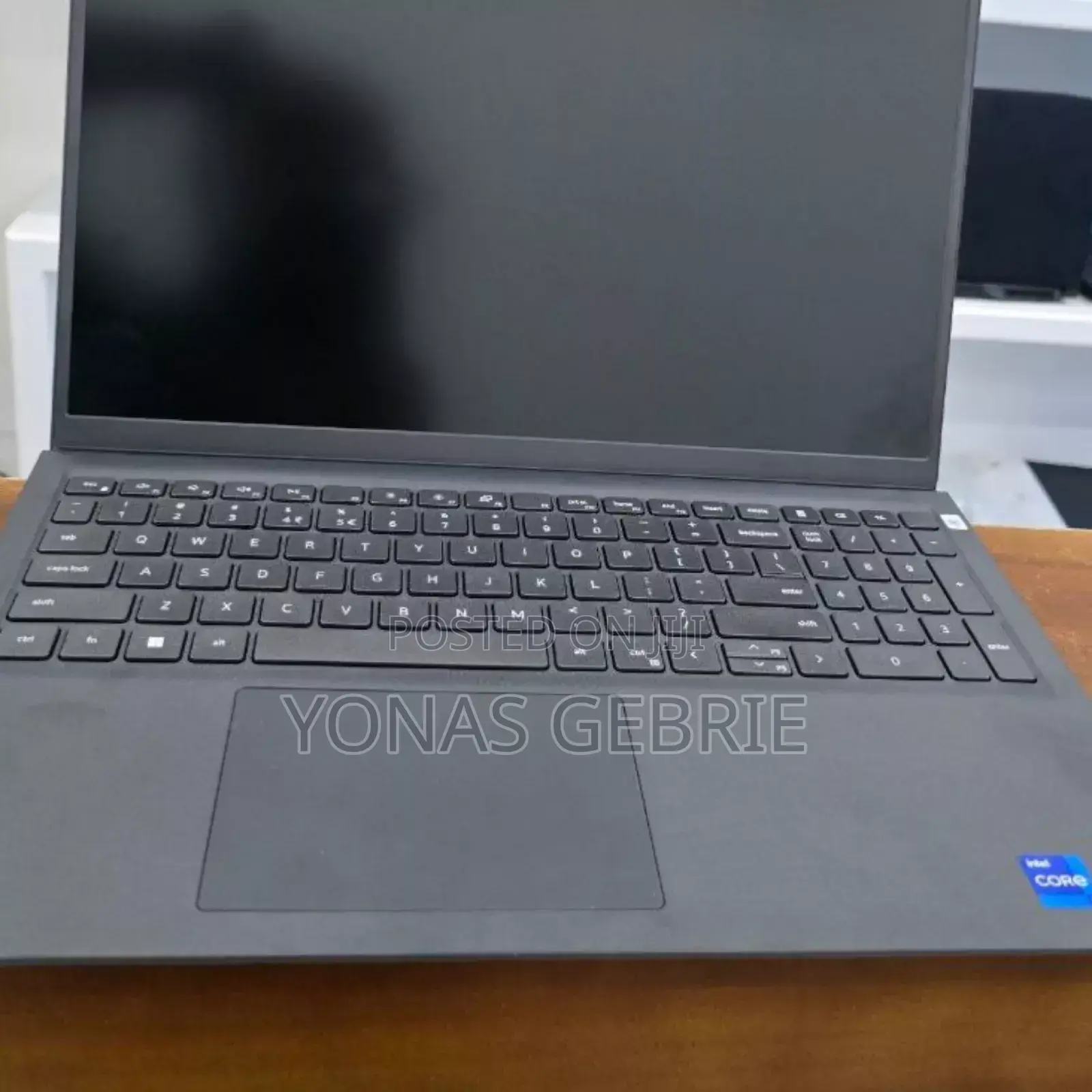 New Laptop Dell Vostro 15 3578 16GB Intel Core I7 SSD 512GB
