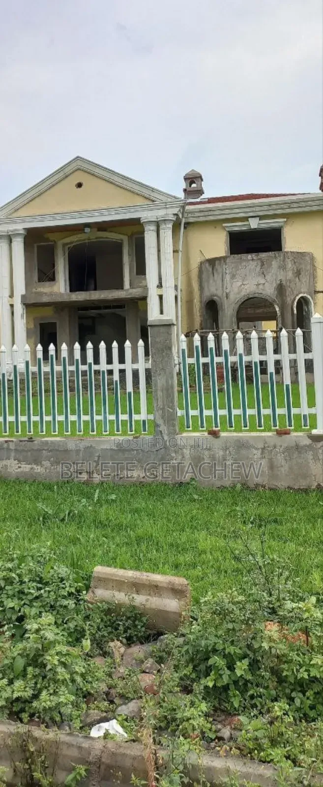 6bdrm House in Ccd, Legetafo, Oromia-Finfinne for sale
