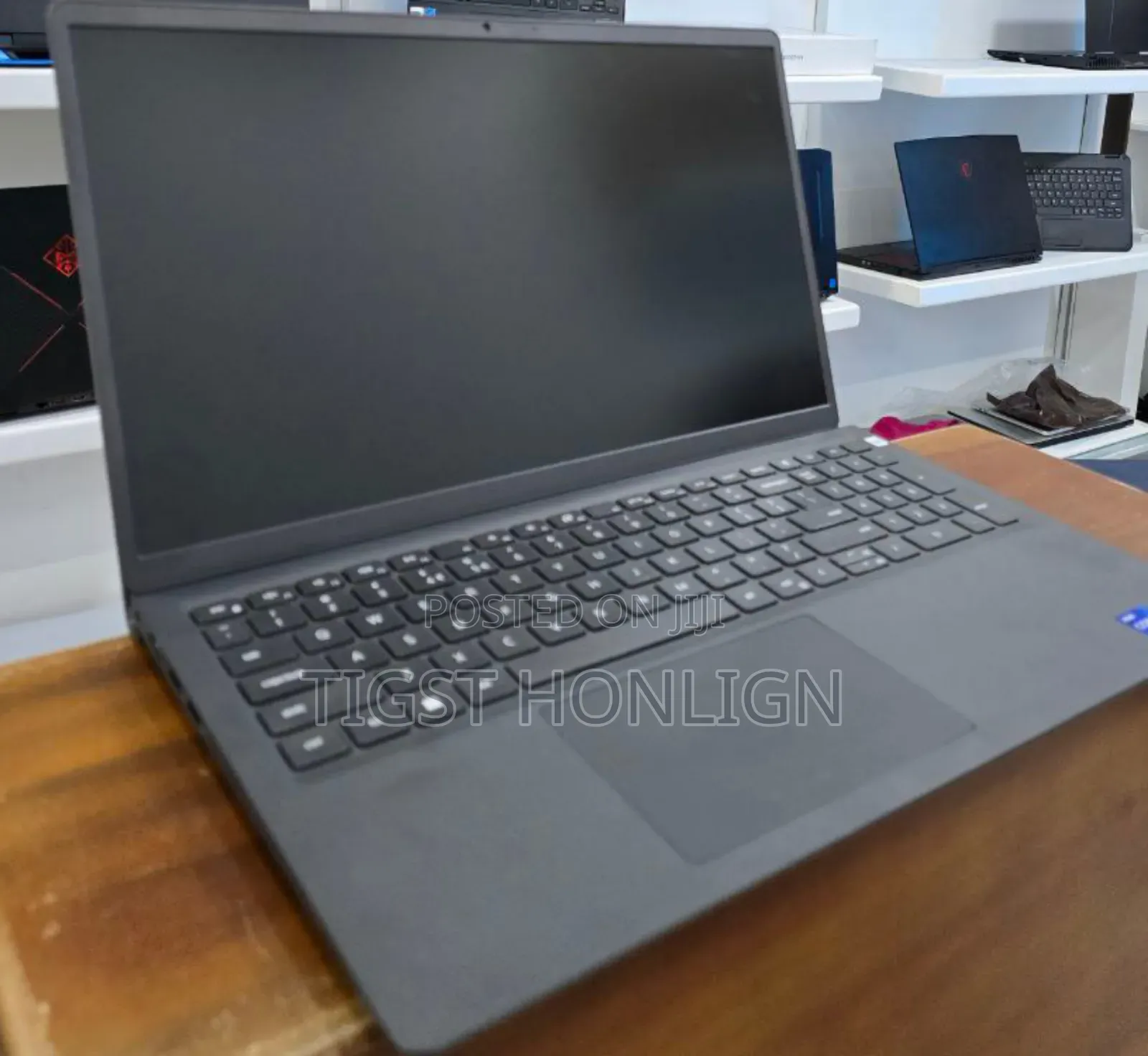 New Laptop Dell Vostro 15 5568 16GB Intel Core I7 SSD 512GB