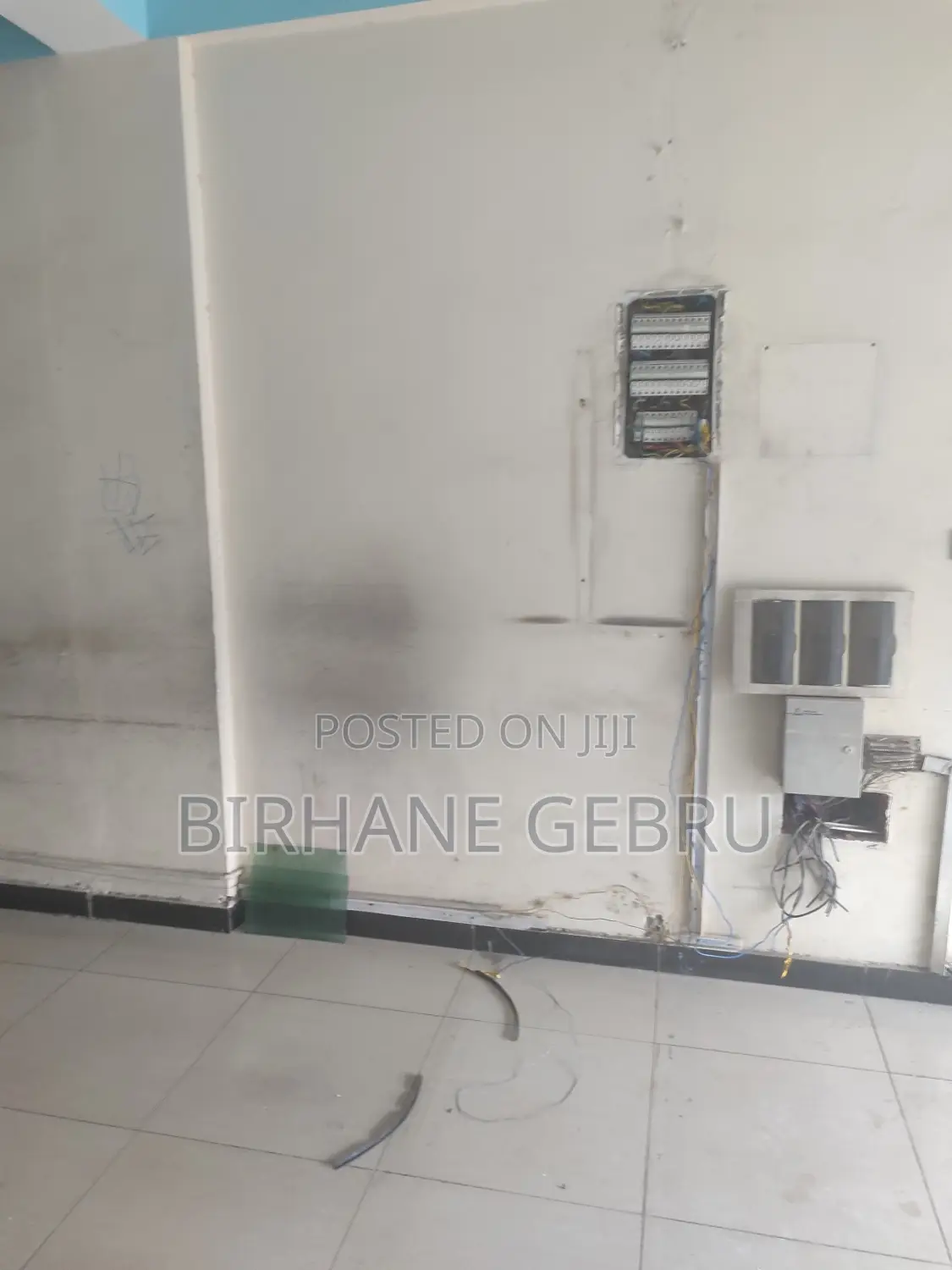 Luxury Apartiment Ground for Business Rent