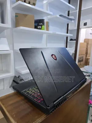 New Laptop MSI 8GB Intel Core I5 SSD 512GB