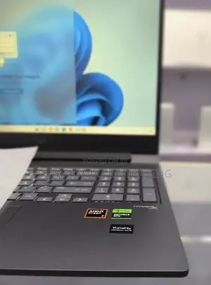 New Laptop HP Victus 16 16GB AMD Ryzen 7 SSD 512GB