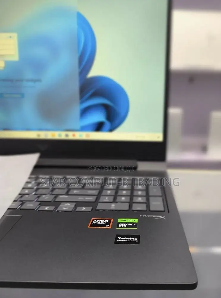 New Laptop HP Victus 16 16GB AMD Ryzen 7 SSD 512GB