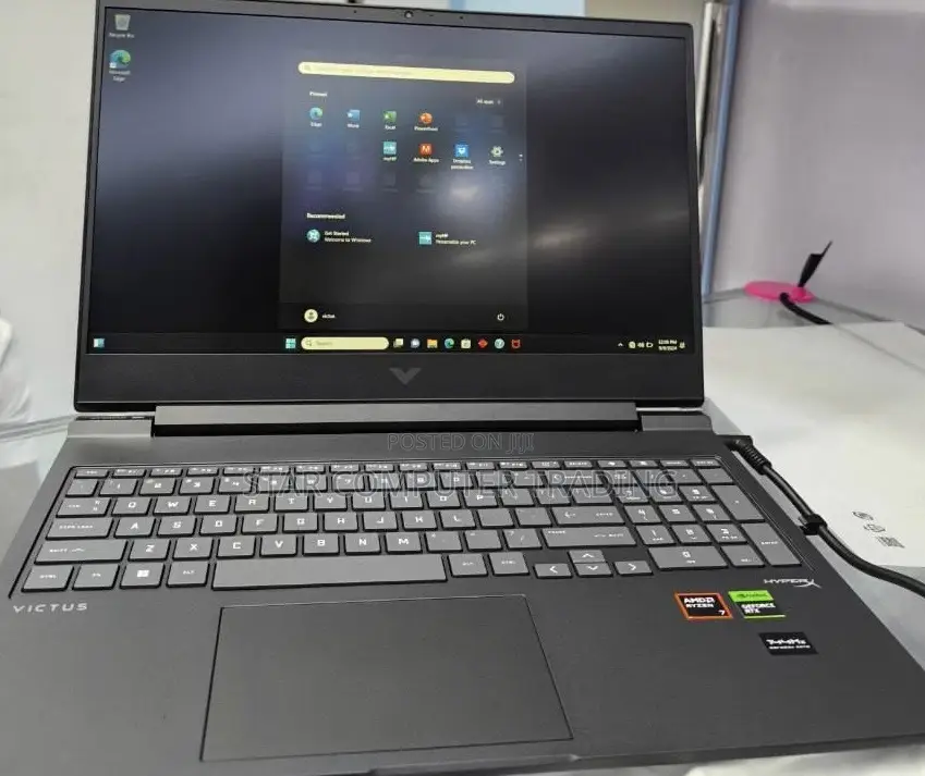 New Laptop HP Victus 16 16GB AMD Ryzen 7 SSD 512GB