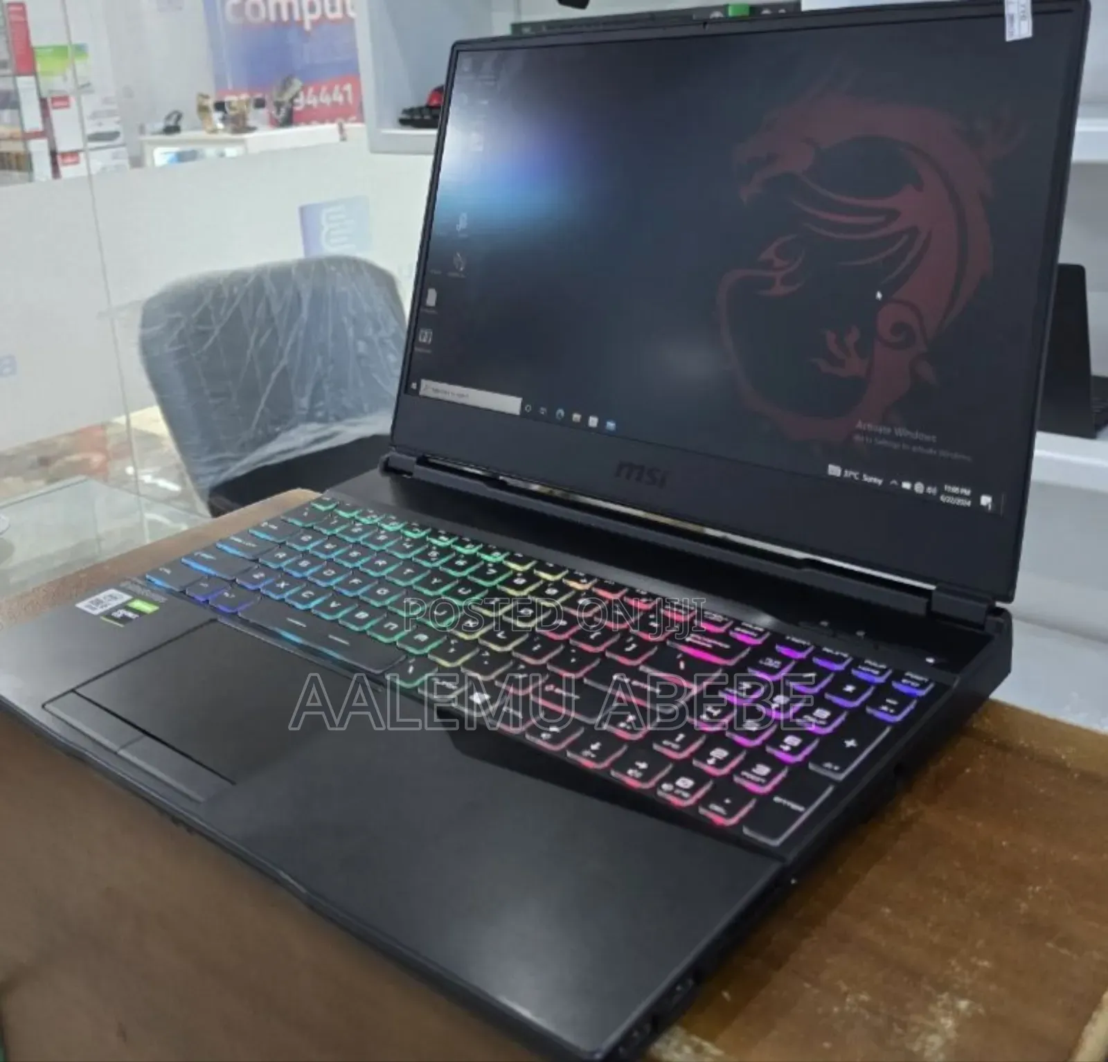 New Laptop MSI 16GB Intel Core I5 SSD 512GB