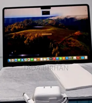 New Laptop Apple MacBook Air 2024 M3 13-Inch 16GB Apple M3 SSD 512GB