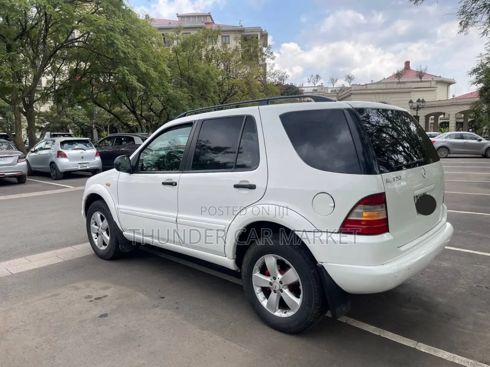 Mercedes-Benz M Class 2001 White