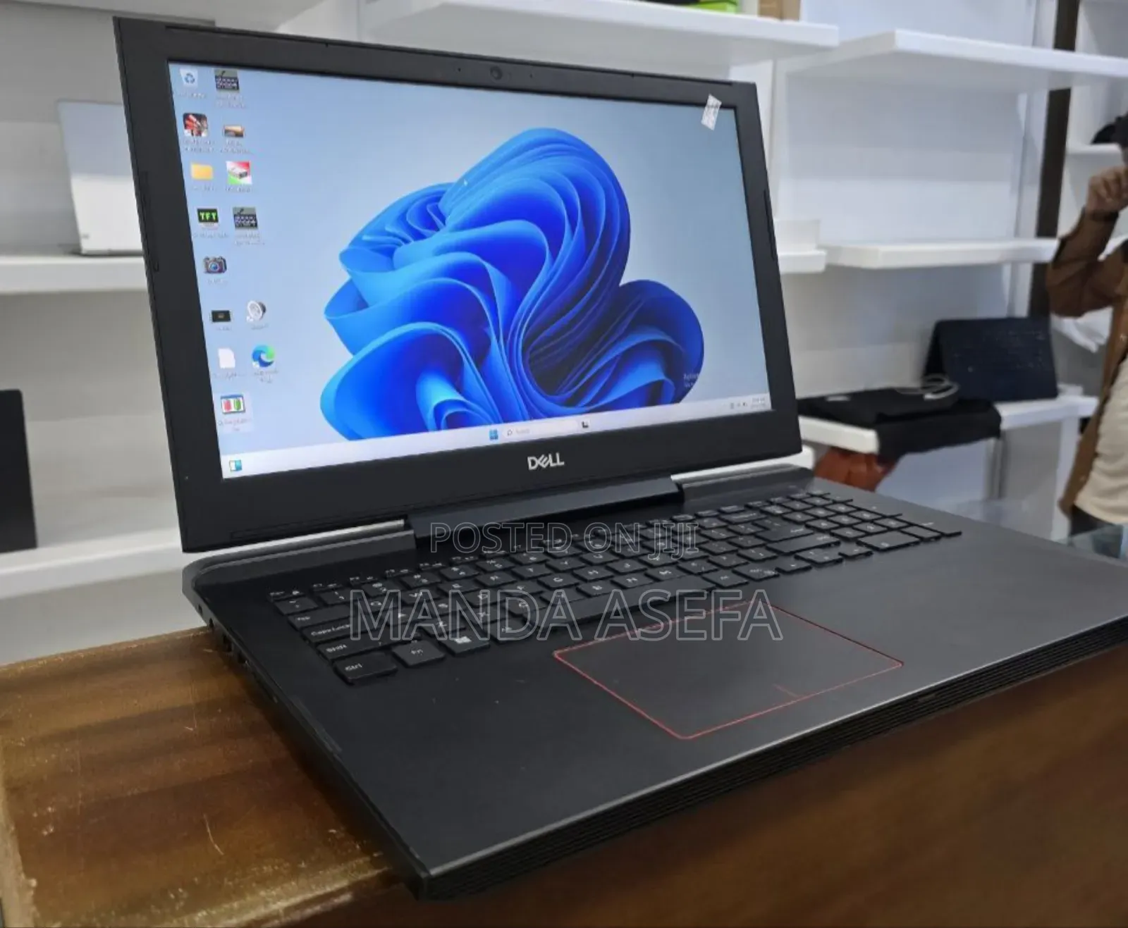 New Laptop Dell 16GB Intel Core I7 SSD 512GB