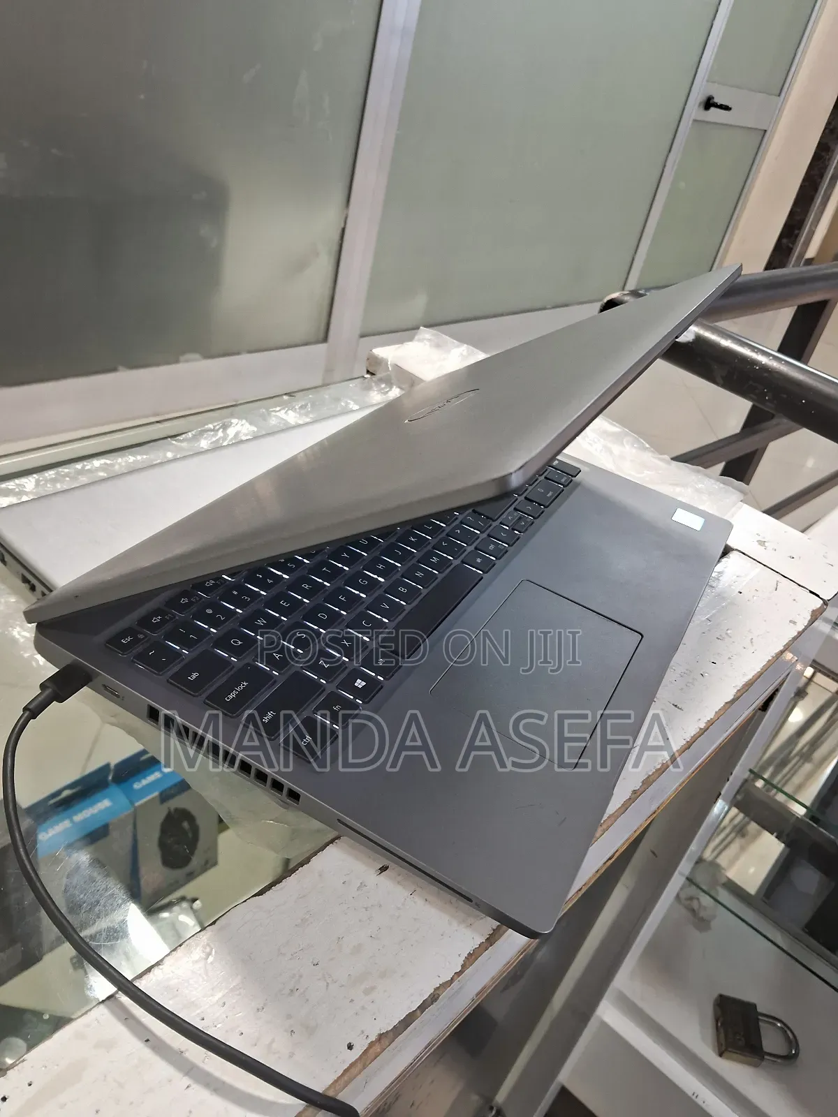 New Laptop Dell 16GB Intel Core I5 SSD 512GB