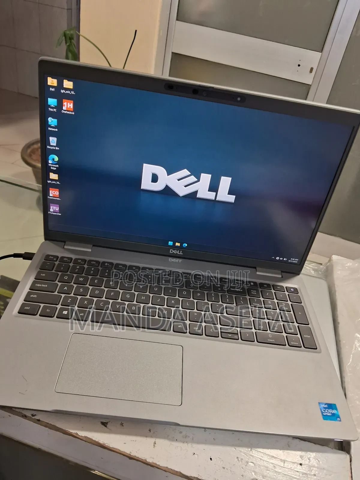 New Laptop Dell 16GB Intel Core I5 SSD 512GB