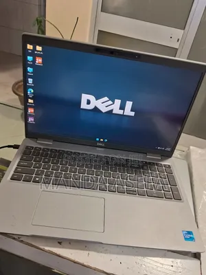 New Laptop Dell 16GB Intel Core I5 SSD 512GB