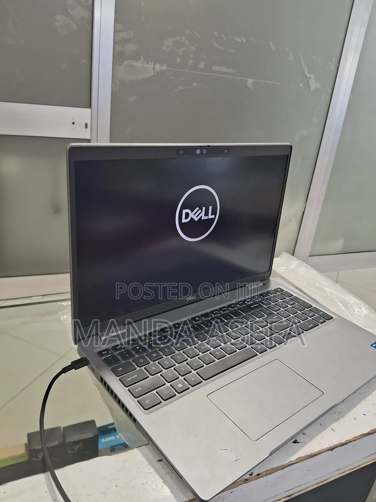 New Laptop Dell 16GB Intel Core I5 SSD 512GB