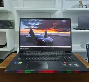 New Laptop MSI Raider GE76 12UGS 32GB Intel Core I9 SSD 2T