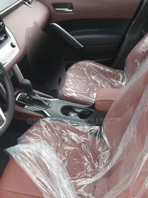 New Toyota Corolla Cross 2024 White