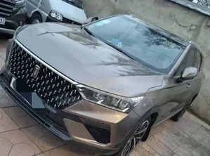 Photo - Bestune T77 1.2 FWD 2020 Green