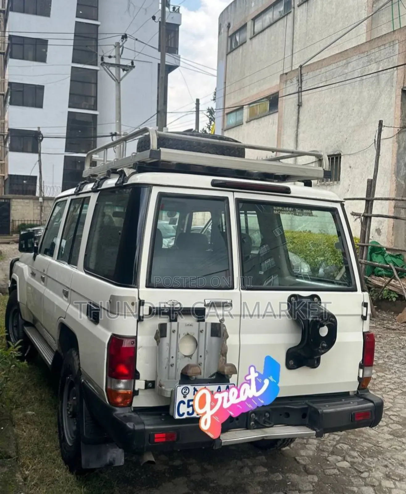 Toyota Land Cruiser 2016 White