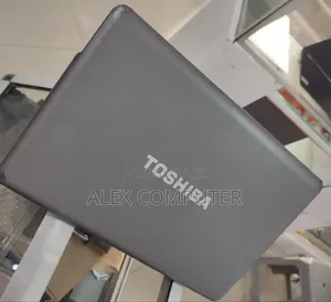 New Laptop Toshiba Satellite C55 4GB Intel Core I3 HDD 500GB