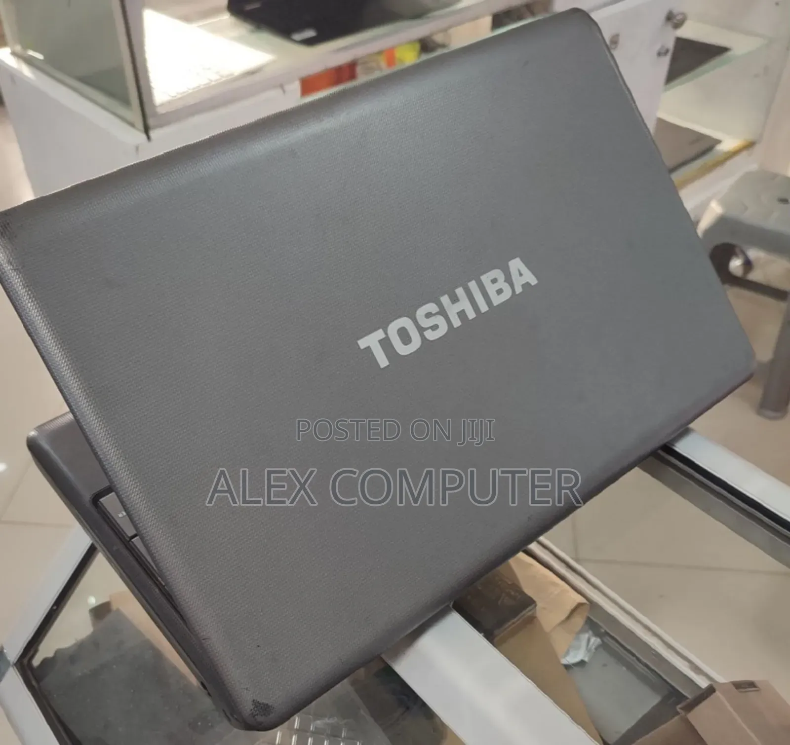 New Laptop Toshiba Satellite C55 4GB Intel Core I3 HDD 500GB