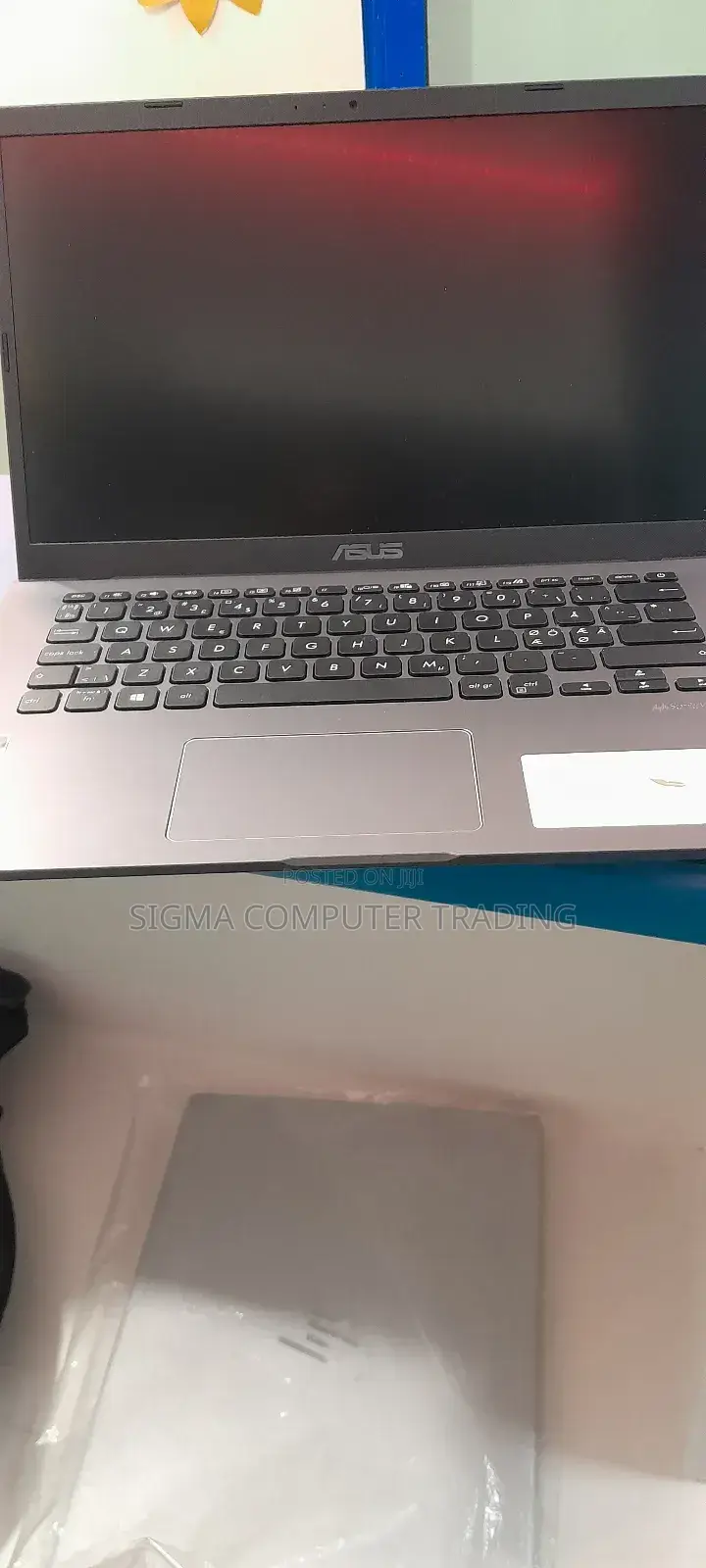 New Laptop Asus Vivobook E200HA 8GB AMD Ryzen 5 SSD 512GB