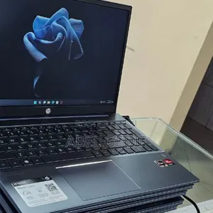 New Laptop HP Pavilion 15 8GB AMD Ryzen 5 SSD 512GB