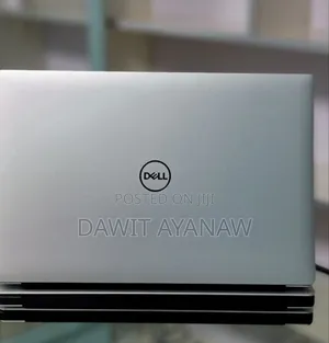 New Laptop Dell Precision 15 3520 32GB Intel Core I7 SSD 512GB