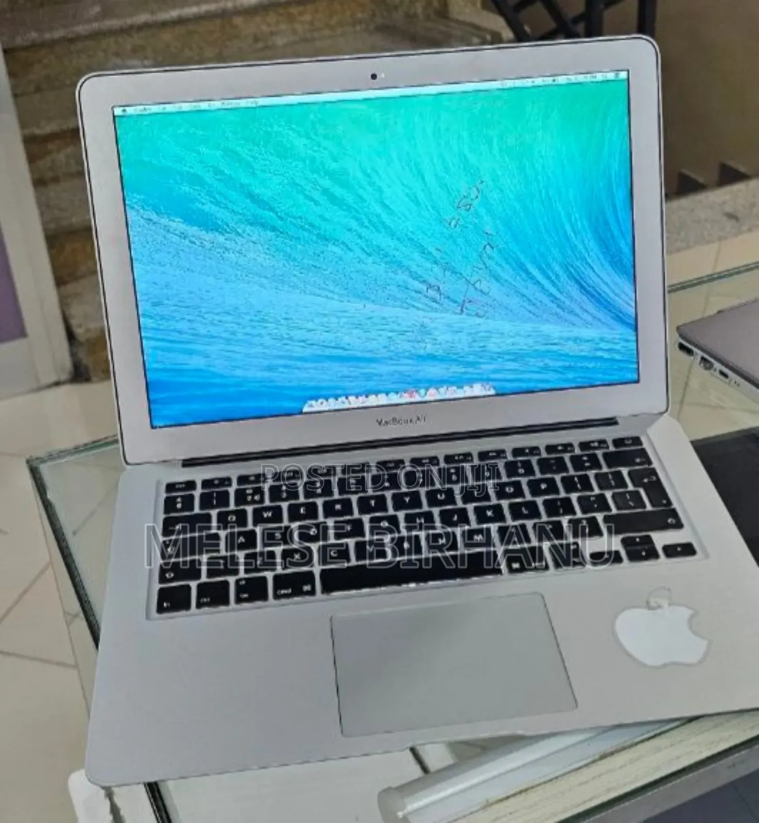 New Laptop Apple MacBook Air 2014 4GB Intel Core I5 SSD 128GB