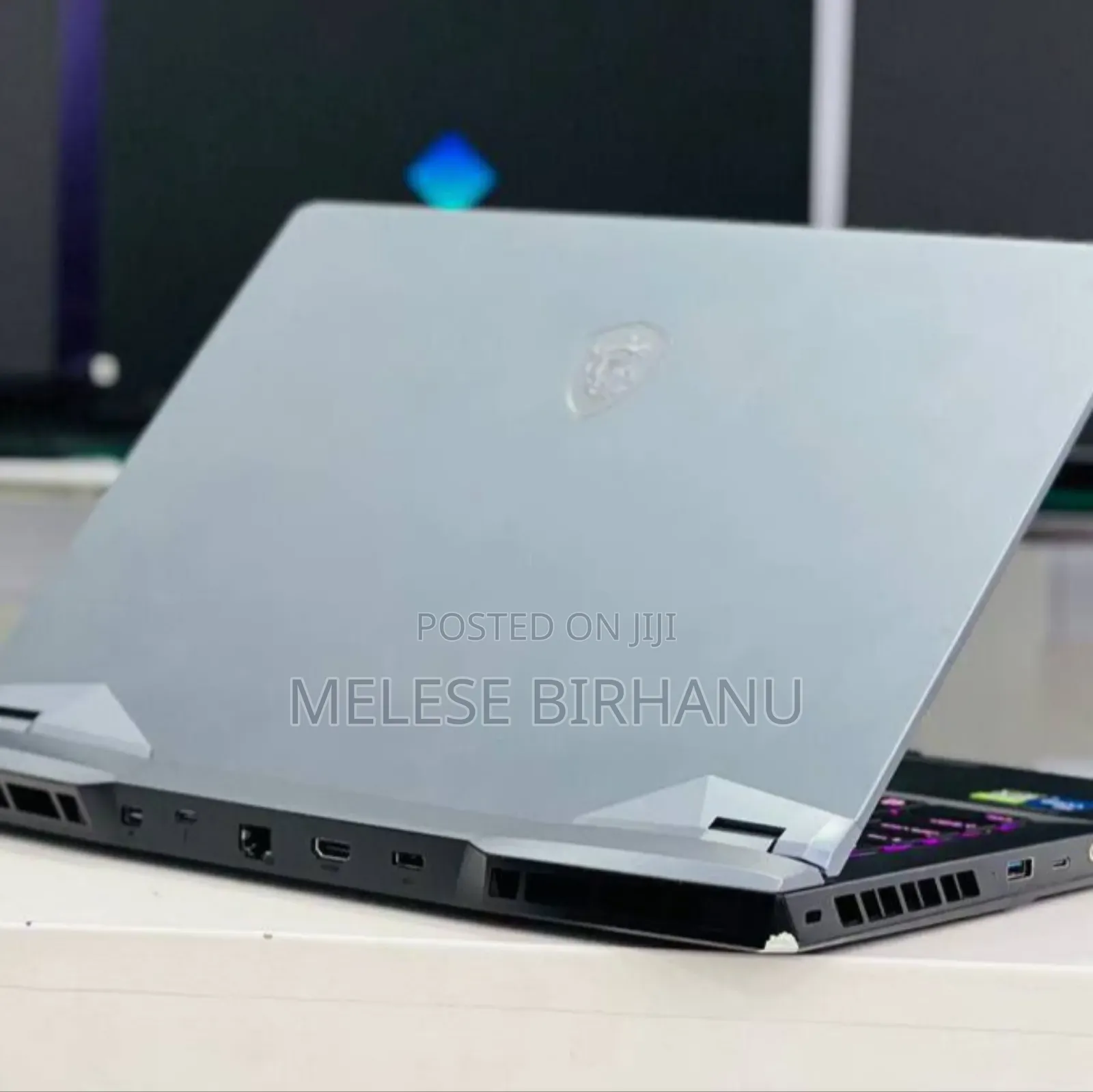 New Laptop MSI Raider GE76 12UGS 16GB Intel Core I7 SSD 1T