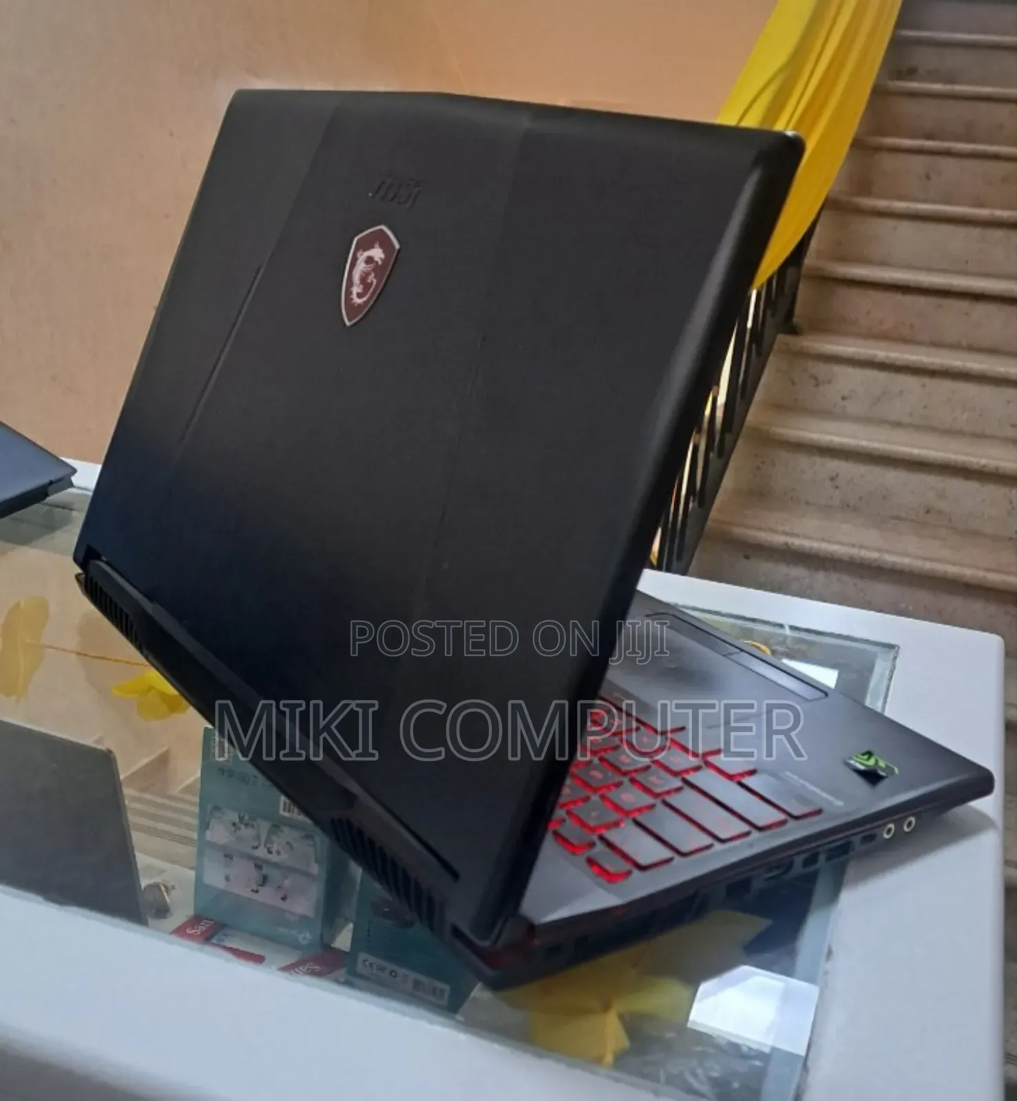 New Laptop MSI GP75 Leopard 8GB Intel Core I5 HDD 1T