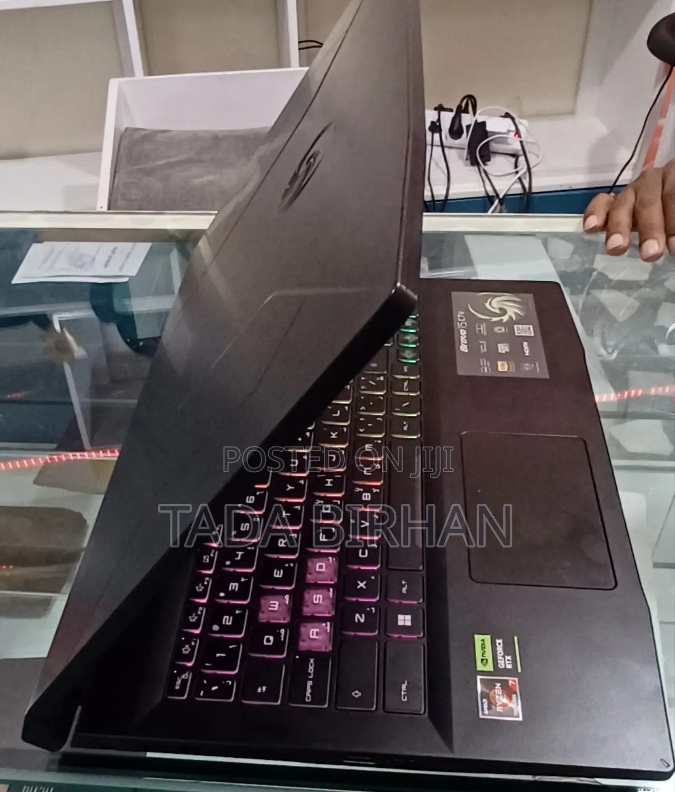 New Laptop MSI GF63 16GB AMD Ryzen 7 SSD 1T