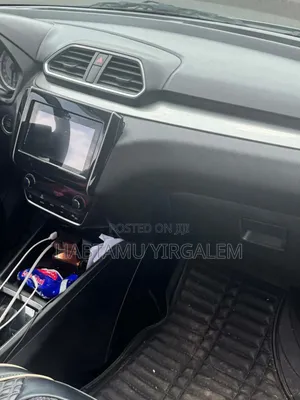 Suzuki Dzire 2023 Silver