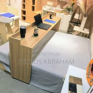 Photo - Reading Table