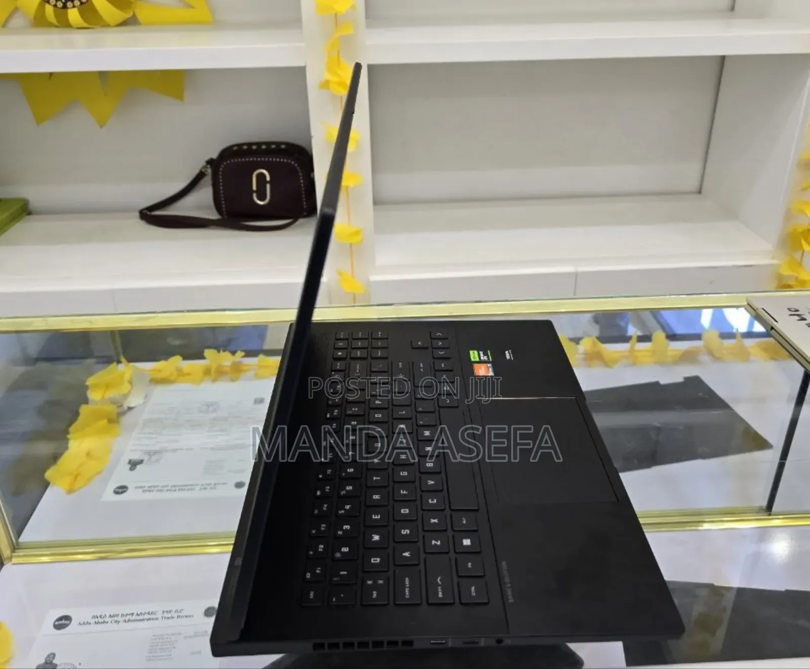 New Laptop HP Omen 16 16GB AMD Ryzen 9 SSD 512GB